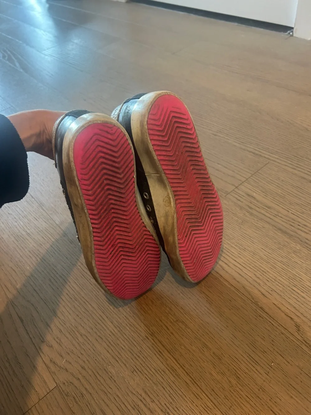 Golden Goose Black Sneakers - Picture 4 of 4